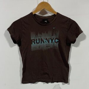 Vintage Nike Women's Dark Brown RUN NYC Tee
